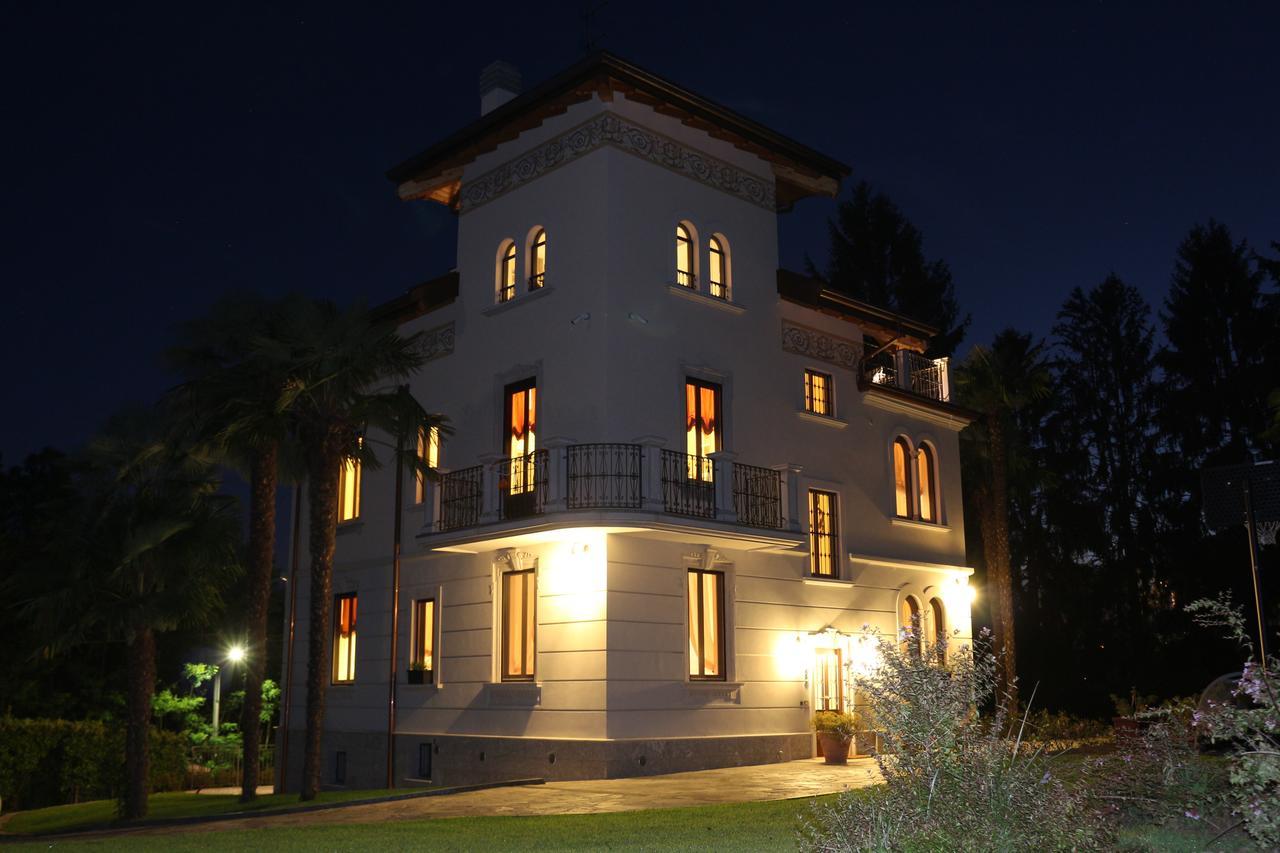 Villa Chiara B&B Biandronno Kültér fotó