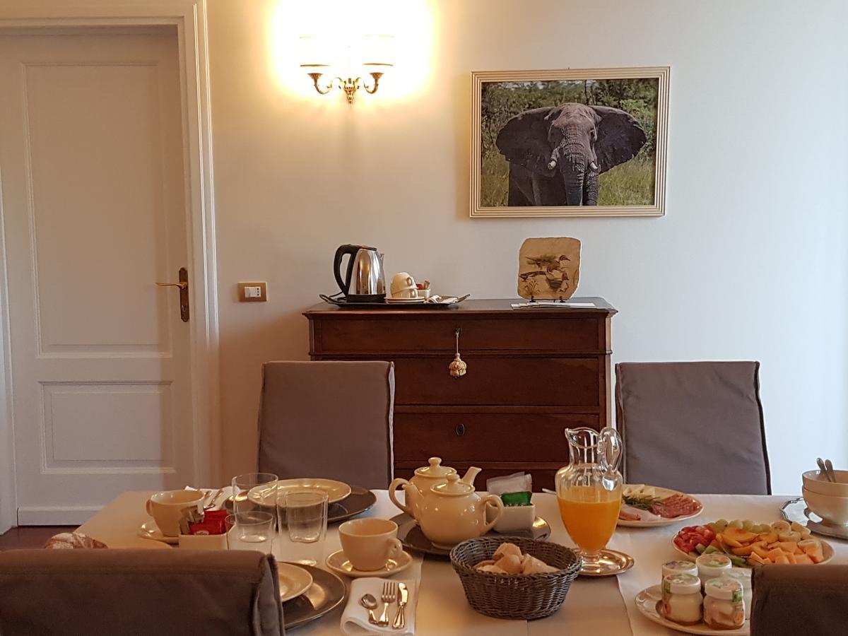 Villa Chiara B&B Biandronno Kültér fotó