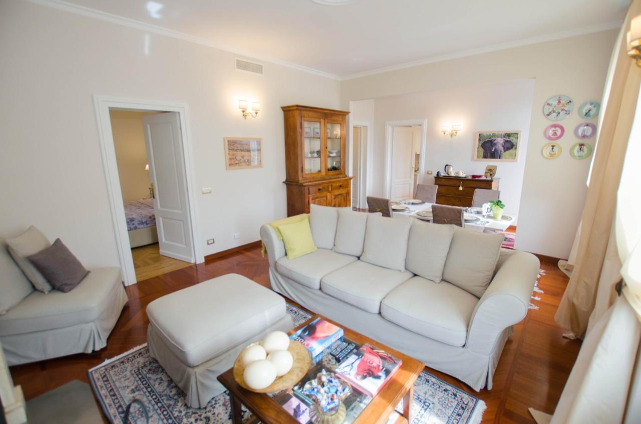 Villa Chiara B&B Biandronno Kültér fotó